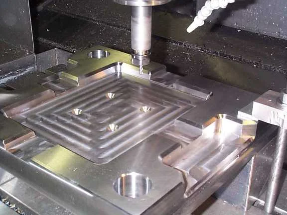 Gia công khuôn mẫu khuôn nhựa chính xác theo yêu cầu